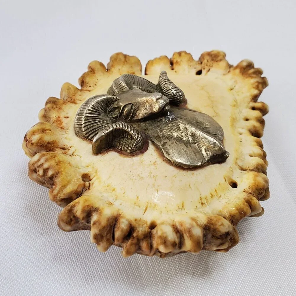 VTG Elk Antler Belt Buckle With Pewter Ram Big Horn Sheep Head Design 4x3 inches